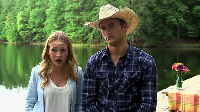 The Longest Ride - Featurette - Scene Stealer With Britt Robertson