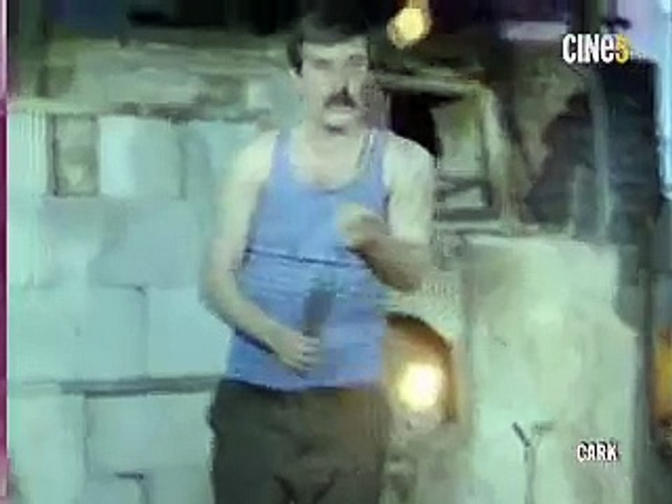 ÇARK filmi izle bölüm 1 / 9 Tarık Akan ( işçi grev sendika 1 Mayıs yeşilçam türk filimi )