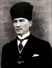 izmirin Dağlarında Çiçekler Açar