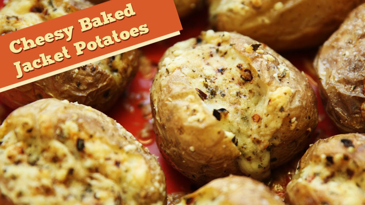 Cheesy Baked Jacket Potatoes | Easy To Make Lun...
