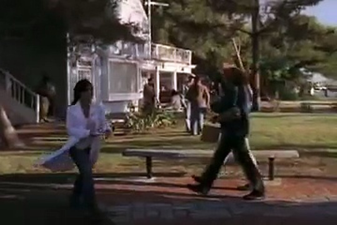 Lacey Chabert On "Ghost Whisperer"