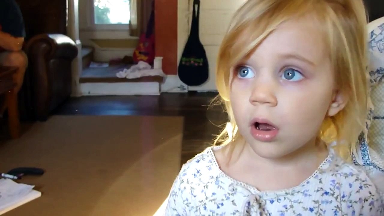 Little Girl Sings Until She Has to go Poop - video Dailymotion