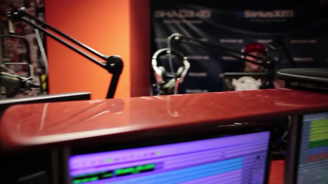 DUBB Gin & Juice Freestyle @ Shade 45 Showoff Radio with Statik Selektah, 05-26-2015