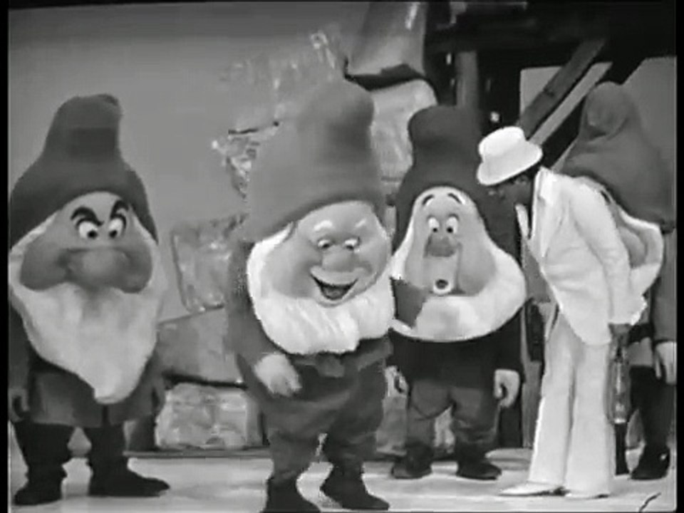 -Henri Salvador (72)-et les 7 nains  ""Hé HO, Hé HO...""