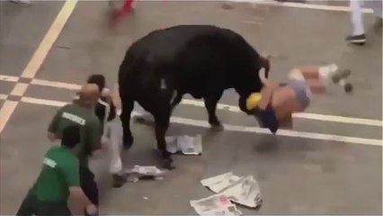 OMG!!! Man mauled by Angry Bull in the publc