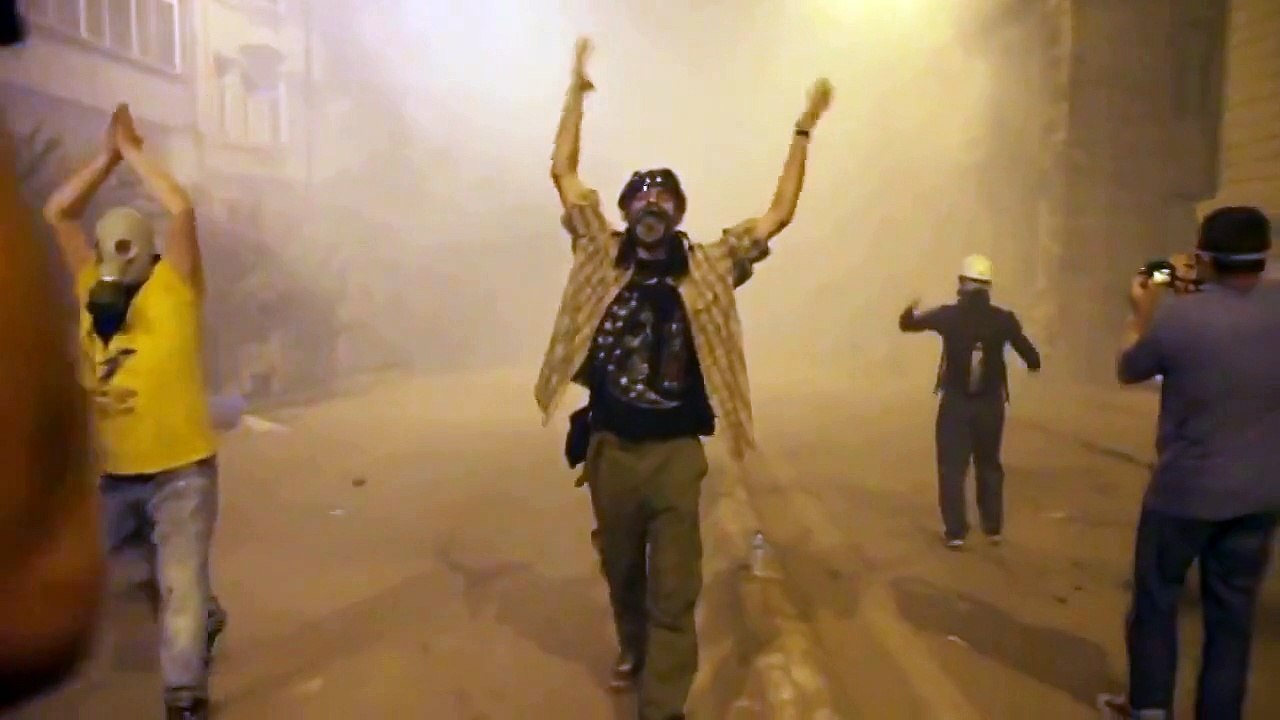 Direnişçiler tek ses: Biber gazı oley!