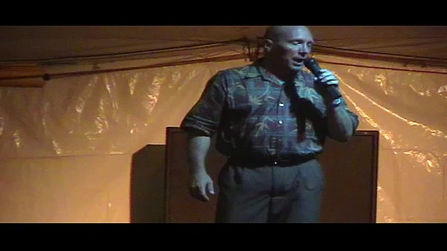 Danny McCorkle sings 'GI Blues' at Elvis Week (video)