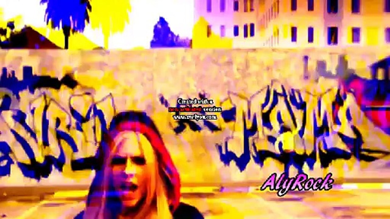 Avril Lavigne ; Danza Kuduro.