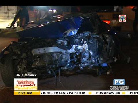 Sports car rams post along EDSA; 1 hurt