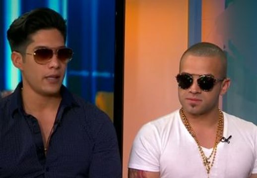 Chino y Nacho en CNN en Español: Llevamos a Venezuela en nuestro corazón