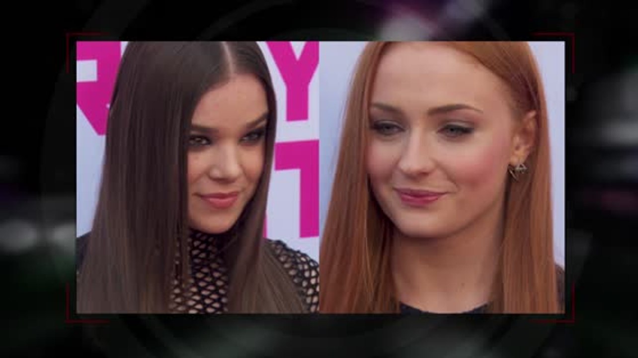 Hailee Steinfeld und Sophie Turner bei der Barely Lethal Premiere in Hollywood