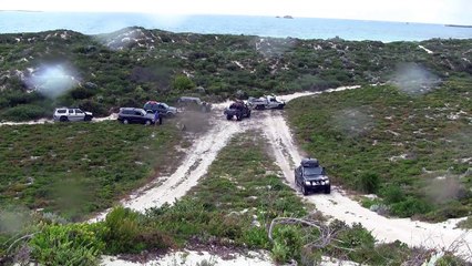 Nissan Navara D40 4x4 off road sand dune climb