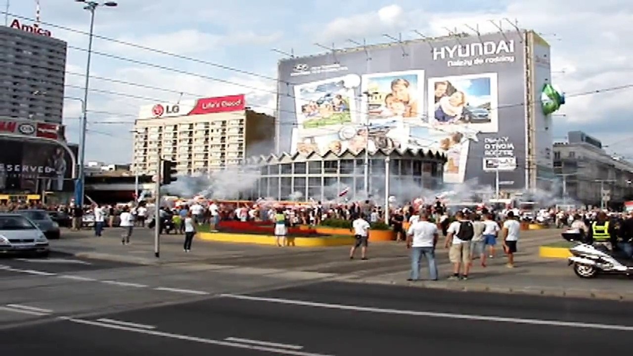 Godzina "W" Warszawa Centrum 2013 | Warsaw Uprising "W"-hour sirens in Warsaw