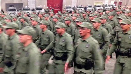 Desfile de entrada da formatura dos PMs de 2013