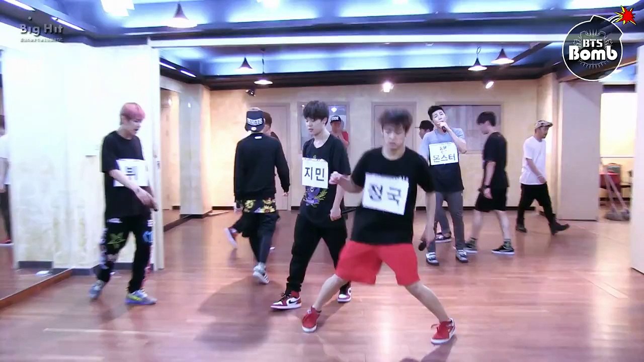 [BANGTAN BOMB] Attack on BTS at dance practice 2