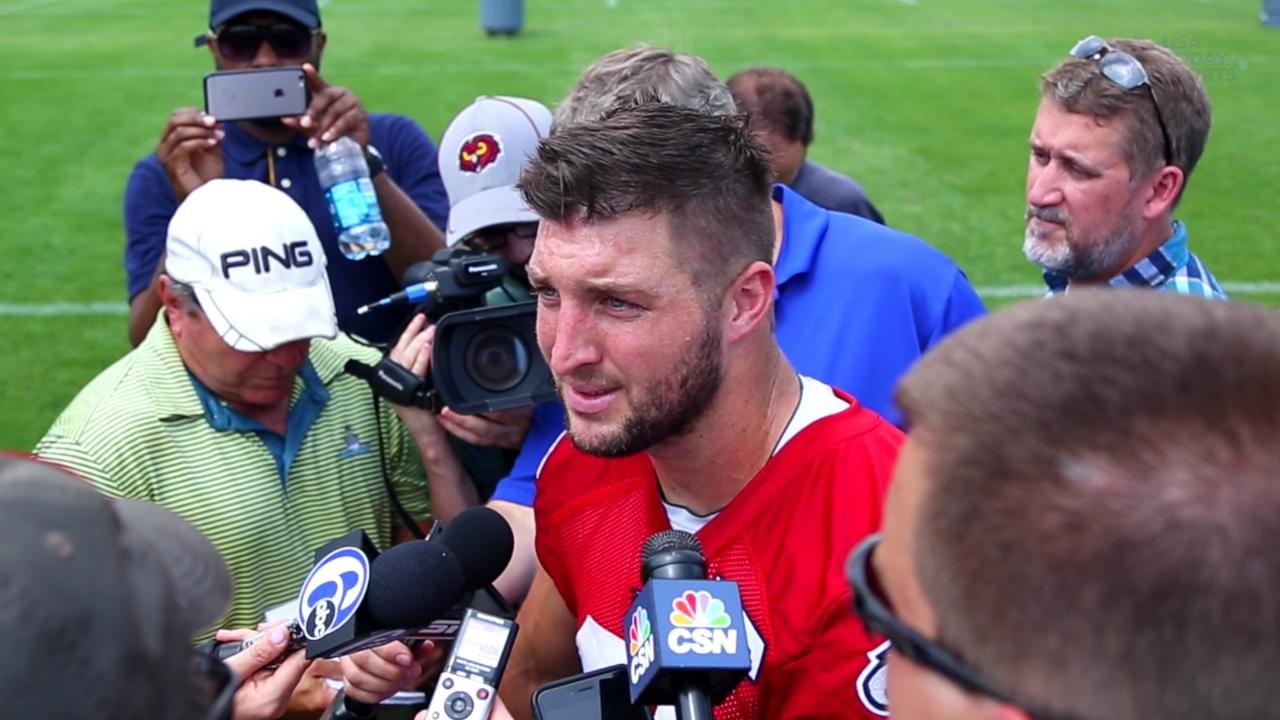 Tebow at Eagles OTAs