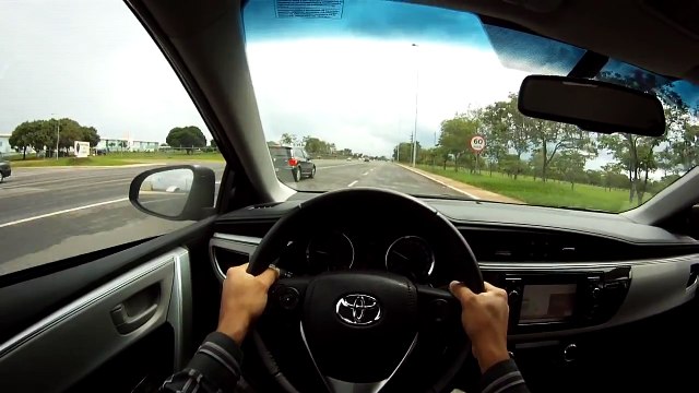 Toyota Corolla 2015 2.0L XEi Multi-Drive S - POV