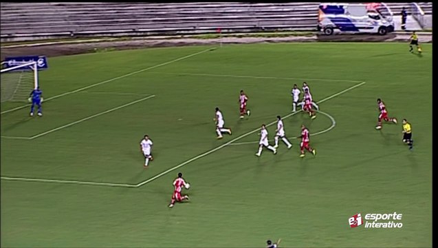 Em cruzamento da esquerda, Jó Boy cabeceia no canto abrindo o placar contra o Treze