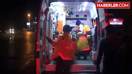 Sakarya Bisikletliye Çarpan Otomobil Bahçeye Uçtu 1 Ölü, 1 Yaralı