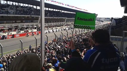 Départ des 24 heures moto 2015