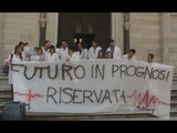 Napoli - Flash mob dei giovani aspiranti medici (21.04.15)