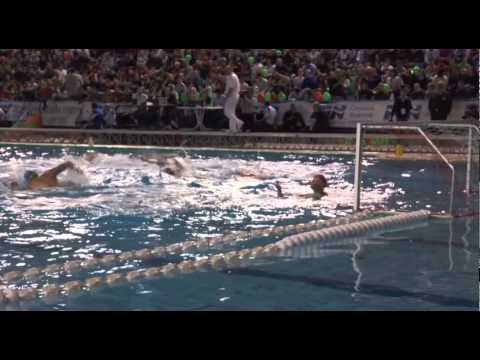 Napoli - Pallanuoto, de Magistris premia Posillipo e Acquachiara -1- (21.04.15)