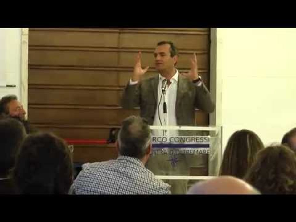 Napoli - De Magistris incontra i sindaci: "No a commissariamento Bagnoli" -1- (18.04.15)