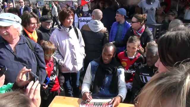 Séance de dédicaces à la fête de la Coquille 2015 !