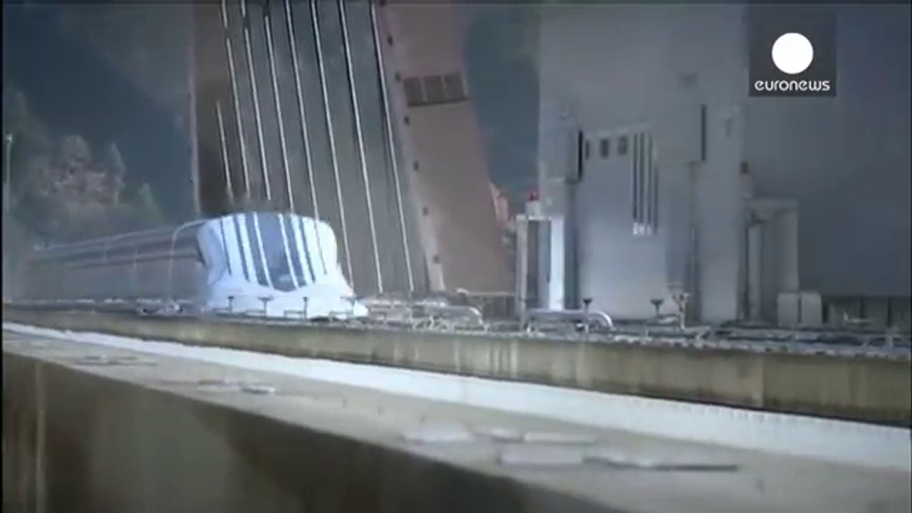 Japan Bullet Train Beats its Own Speed Record 603 km/hour!