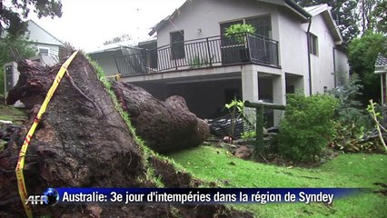 Un bateau de croisière coincé en pleine tempête accoste à Sydney