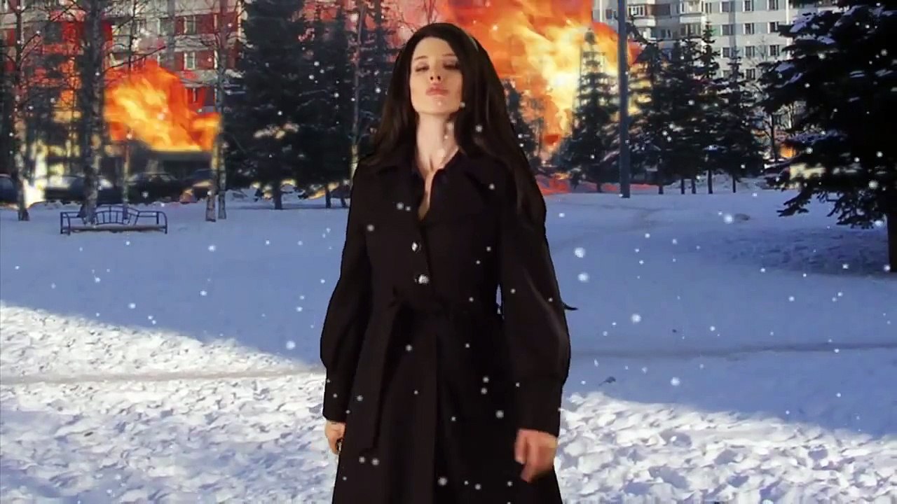 ANGELINA JOLIE is a HOT- GUN SHOOTING SPY PERSON!!!