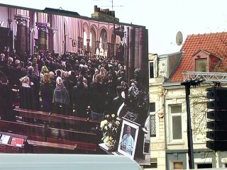 Aux funérailles de Chloé à Calais, un recueillement ému et teinté de colère