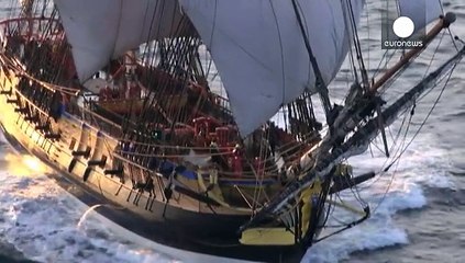 La réplica de la fragata francesa "Hermione" ya navega rumbo a Estados Unidos