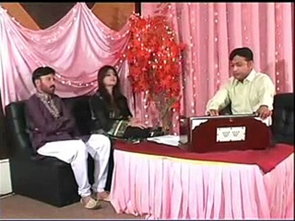 VOICE OF TAXILA MALIK SHAHID SULEMAN in eid special show-part 2