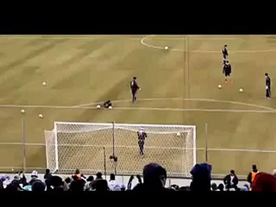 lionel messi trick shot goal