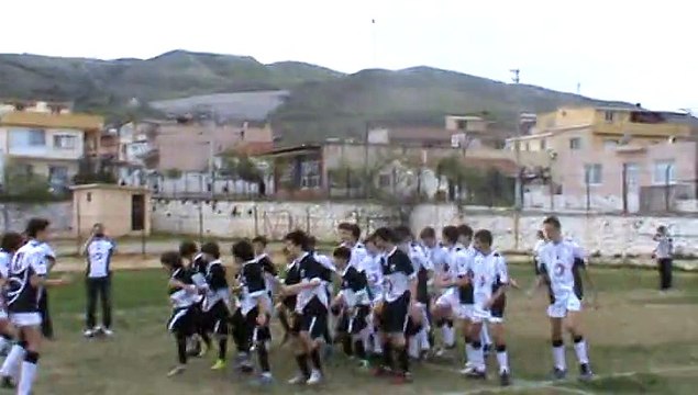 Le Haka du international Rugby Center d'istanbul au tournoi de rugby de Güzelbahçe d'İzmir