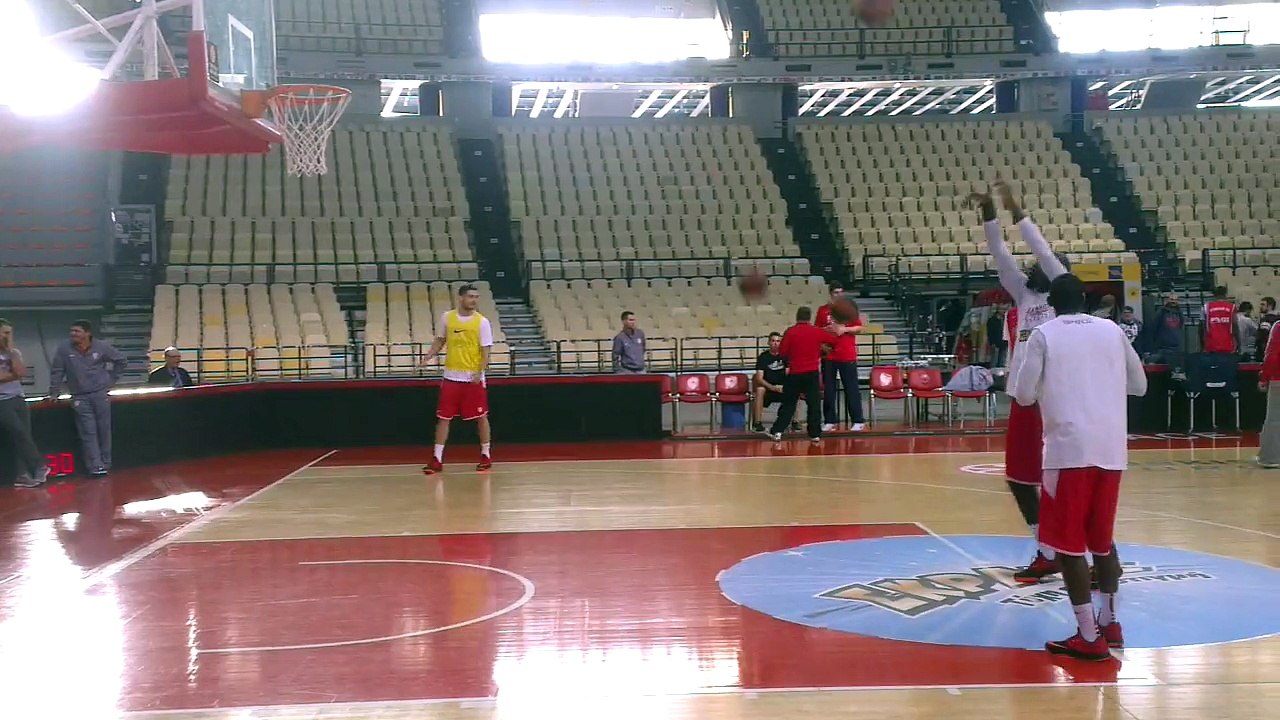 Προπόνηση στο ΣΕΦ (1)