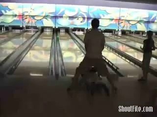 Coup spectaculaire en Bowling