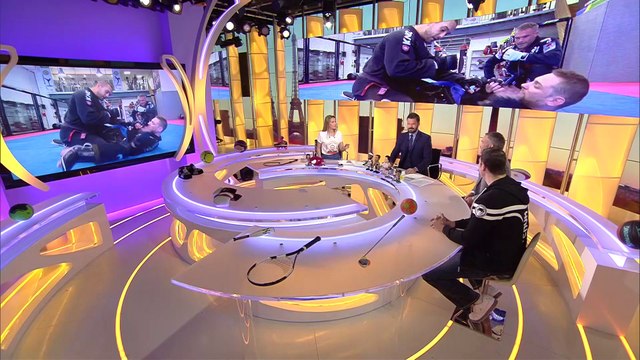 Vincent Parisi et l'acteur Philippe Bas dans L'expresso sur Beinsports