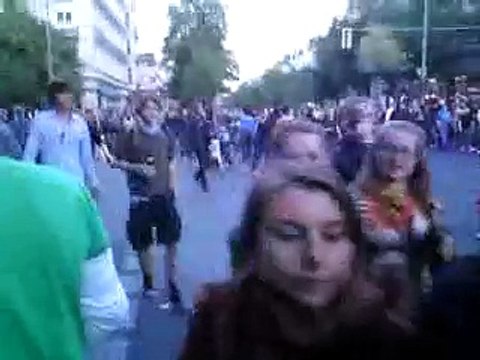 1. Mai 2009 Berlin Kreuzberg - Krawalle - Mitten drin! (Görlitzer Bahnhof)