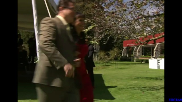 FERNANDO COLUNGA como Franco desfilando en Mañana es para siempre