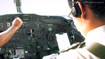 Cockpit video - Boeing 737-200 - landing at Cancun Airport, Mexico.