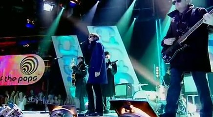 Franz Ferdinand - Walk Away - TOTP 2005