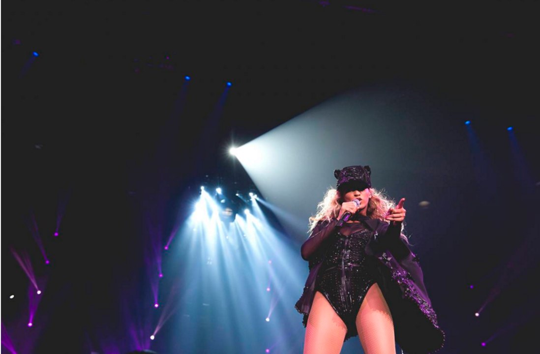 Beyonce - If I Were A Boy/Bittersweet Simphony (Live) (The Mrs Carter Show World Tour - Rock In Rio 2013)