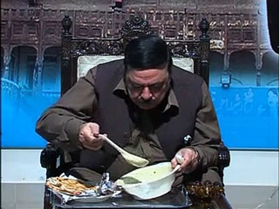 Sheikh Rasheed's Wearied Way Of Eating
