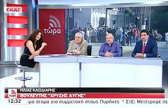 [Χρυσή Αυγή/Κασιδιάρης] Ξεσκίζει Αβυσσαλέα Μνημονιακη Τσαπανίδου