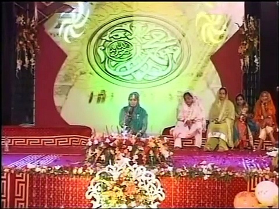Zameen Maili Nahin Hoti By Hooria Faheem Mehfil-e-Milad