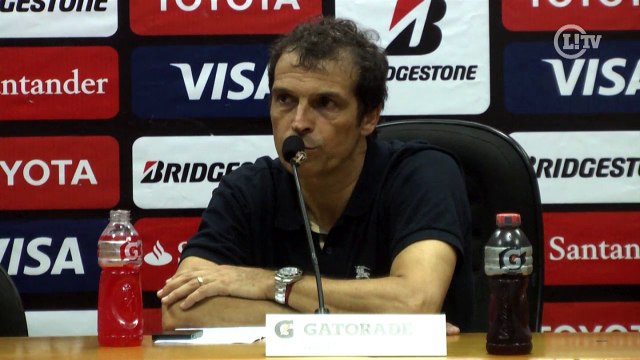 Milton Cruz dedica vitória a funcionários do Tricolor: 'Uma família'