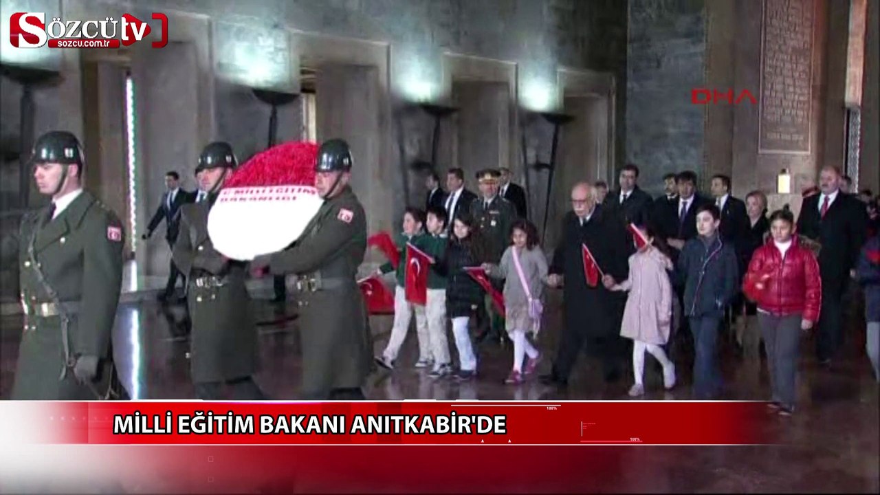 Milli Eğitim Bakanı Anıtkabir'de