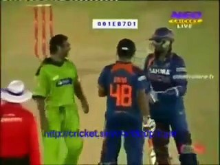 Shoaib Akhtar abusing to Harbhajan Singh in Punjaabi (Punjabi Gaalian) - Asia Cup 2010